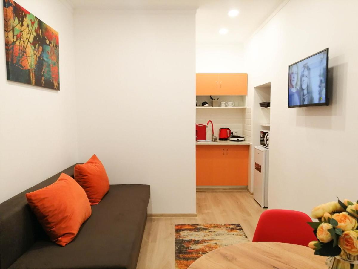 Світло Цілодобово Apartments In The City Center Λβιβ Εξωτερικό φωτογραφία