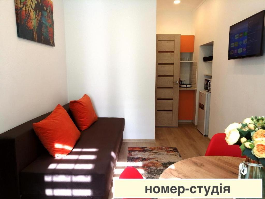 Світло Цілодобово Apartments In The City Center Λβιβ Εξωτερικό φωτογραφία