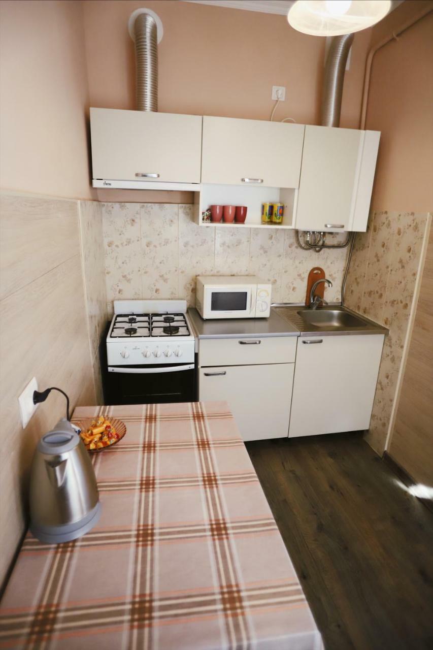 Світло Цілодобово Apartments In The City Center Λβιβ Εξωτερικό φωτογραφία